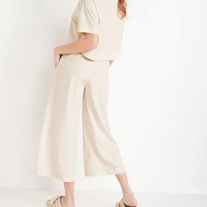 NWOT Old navy extra high waist stretch tech wide leg pants size XL